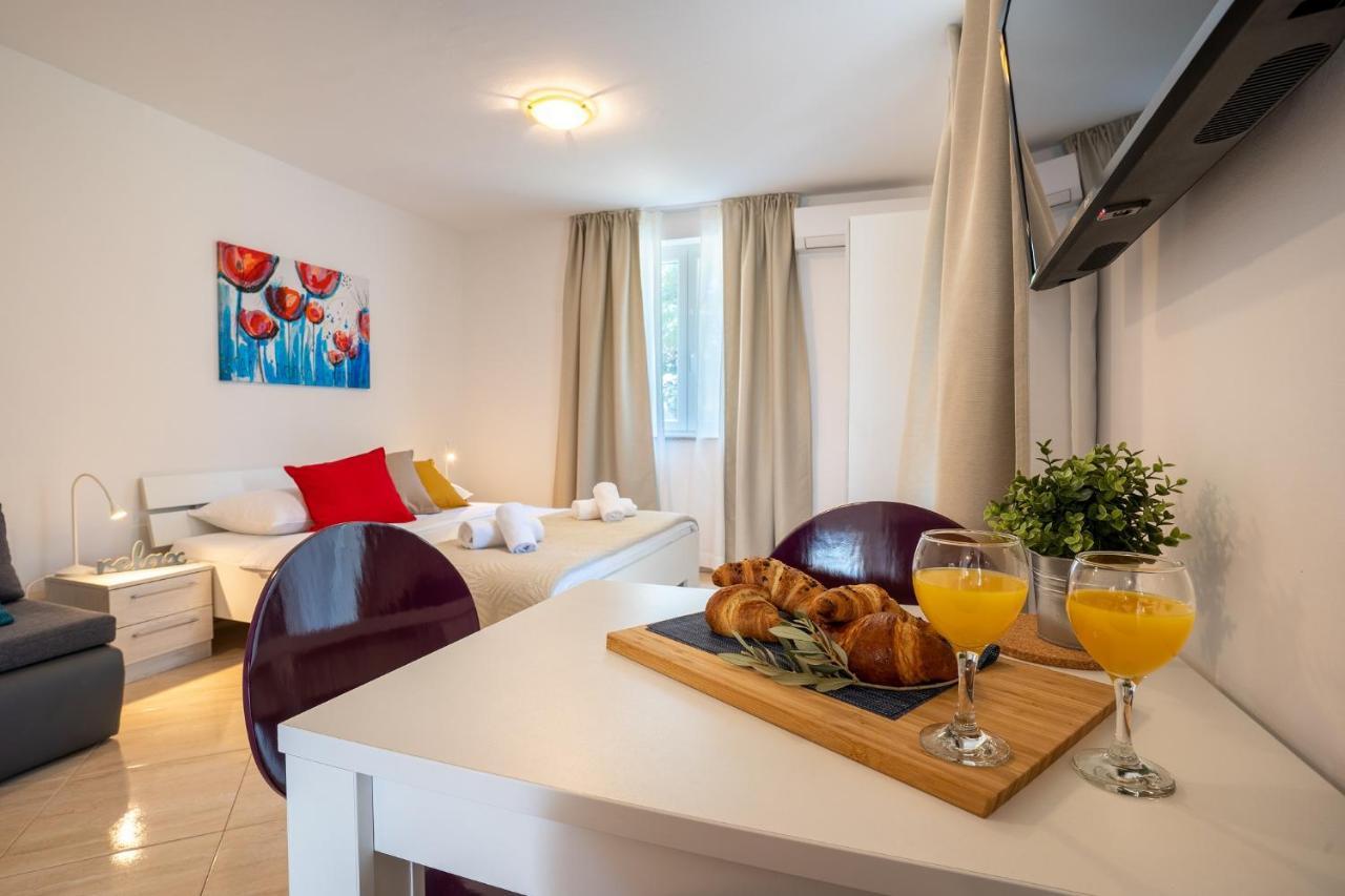 Apartments Lopari 内里吉恩 外观 照片